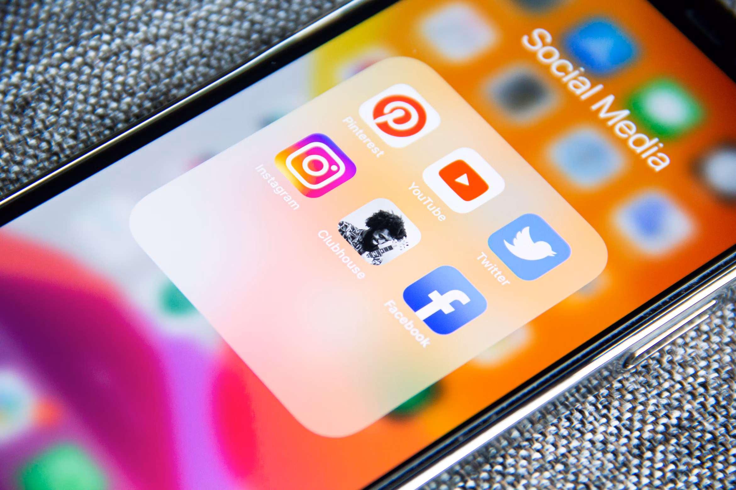 Redes Sociales - Instagram, Facebook, TikTok, YouTube, Twitter